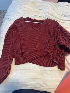 Altar'd State Ribbed V-Neck Sweater in Wine